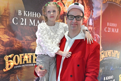 «Мы с дочкой не смогли угадать Железного человека»: звезда «Кухни» Тарасов — о супергероях и русских сказках
